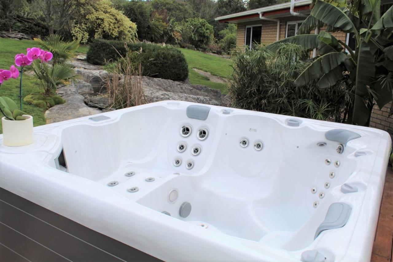 Labyrinth Gardens Guest House Такака Екстериор снимка